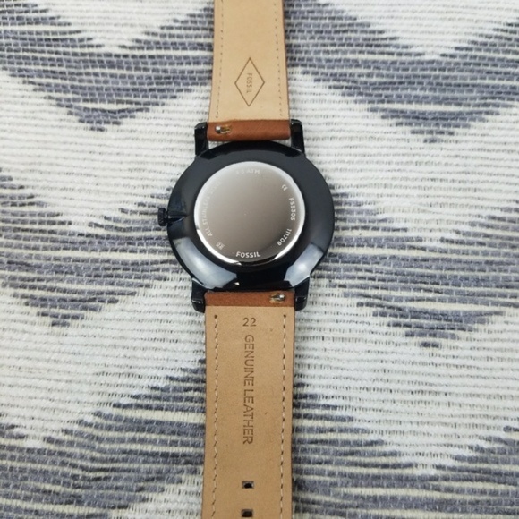 Fossil Minimalist Three-Hand Watch - Picture 3 of 4